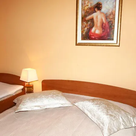 Apartmani Diana Makarska Buitenkant foto