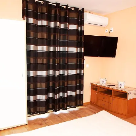 Apartmani Diana Makarska Buitenkant foto