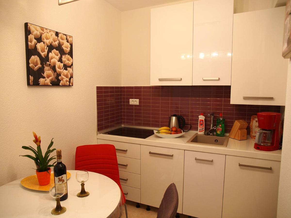 Diana Apartment *